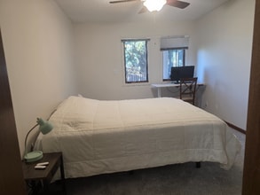 1119 Kennedy St in Ames, IA - Building Photo - Building Photo