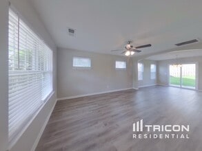 216 Whispering Oak Ln in Chapin, SC - Building Photo - Building Photo
