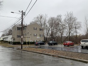 16-18 Joseph St in Providence, RI - Foto de edificio - Building Photo