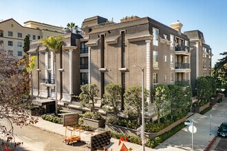 The Rossmore in Los Angeles, CA - Building Photo - Building Photo