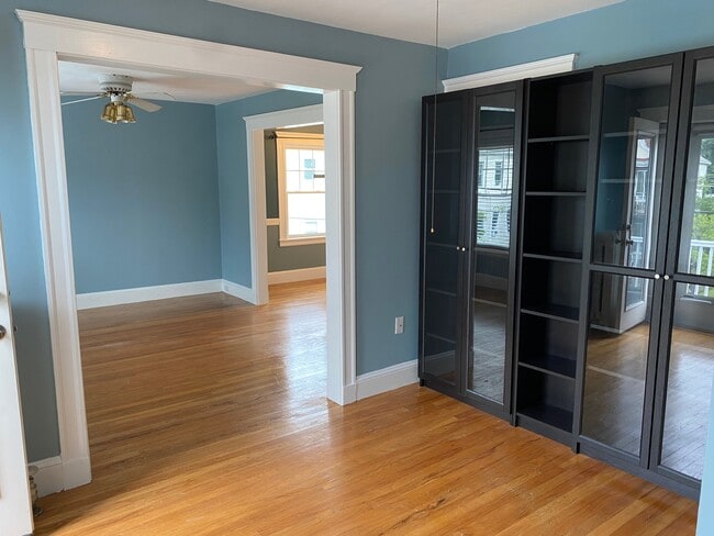 37 Clark St, Unit B in Medford, MA - Building Photo - Building Photo