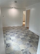 196 4th St in Rochester, NY - Building Photo - Building Photo