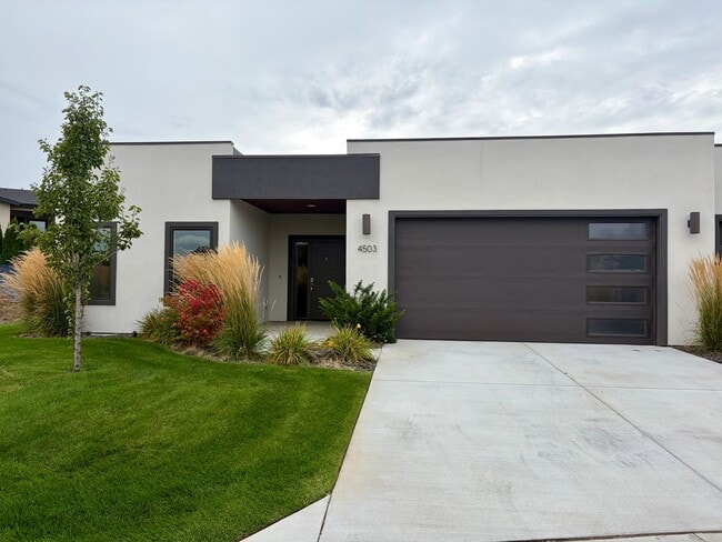 4503 Tayhill Wy