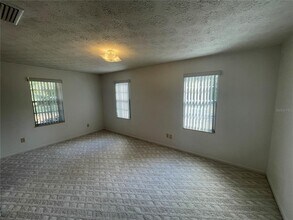 21707 SE 67th Pl in Hawthorne, FL - Building Photo - Building Photo