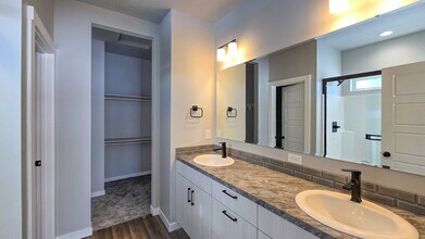 3162 N Coneflower Ave in Star, ID - Foto de edificio - Building Photo