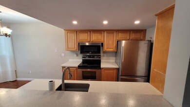 92 Dockside Cir, Unit 92 dockside cir in San Rafael, CA - Building Photo - Building Photo