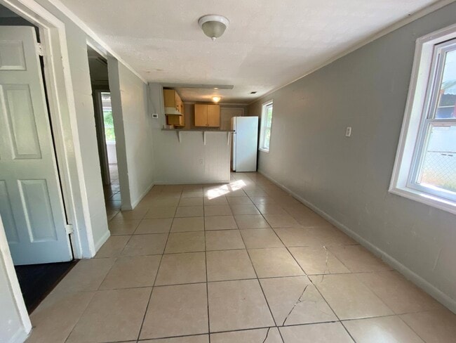 property at 150 W Carver Dr