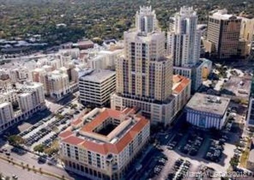 7355 SW 89th St-Unit -Unit610N in Miami, FL - Building Photo - Building Photo