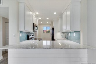 5323 SE Miles Grant Rd in Stuart, FL - Building Photo - Building Photo