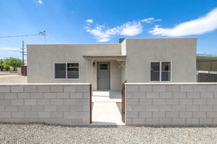 948 E Waverly St in Tucson, AZ - Building Photo