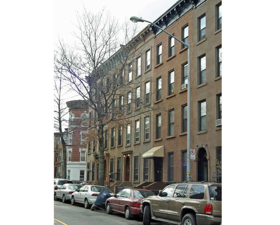 230 6th Ave in Brooklyn, NY - Building Photo