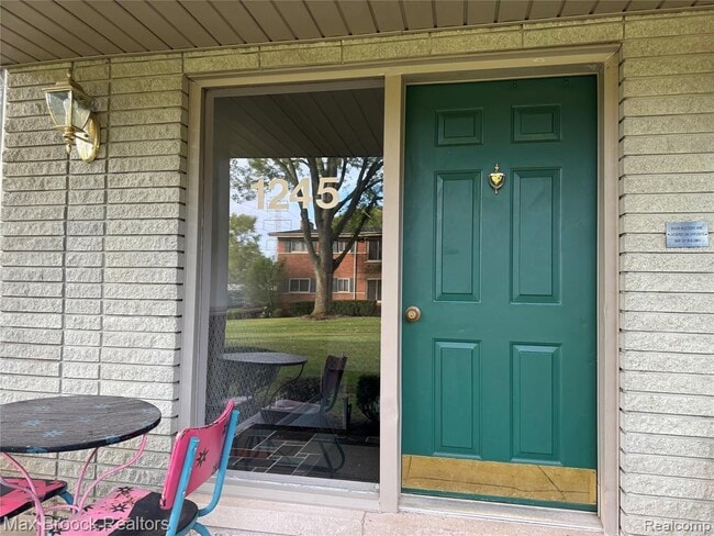 1245 Derby Rd in Birmingham, MI - Building Photo - Building Photo