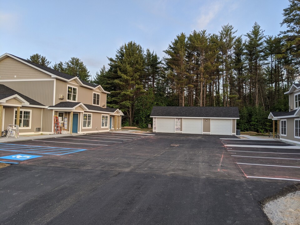 30 Davey Dr in Peru, NY - Building Photo