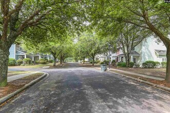 302 Hampton Forest Drive in Columbia, SC - Building Photo - Building Photo