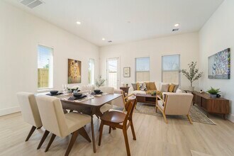 7502 Carver Rd in Houston, TX - Building Photo - Building Photo