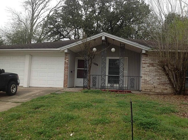 property at 11806 S Little John Cir