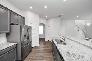 4423 Santorini Ln in Houston, TX - Building Photo