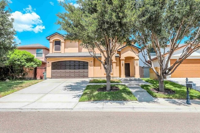 2306 Leo Reyes Ct