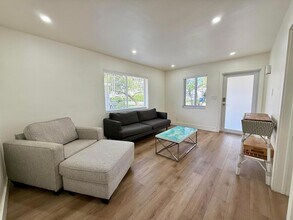 820 SE 14th St in Fort Lauderdale, FL - Building Photo - Building Photo