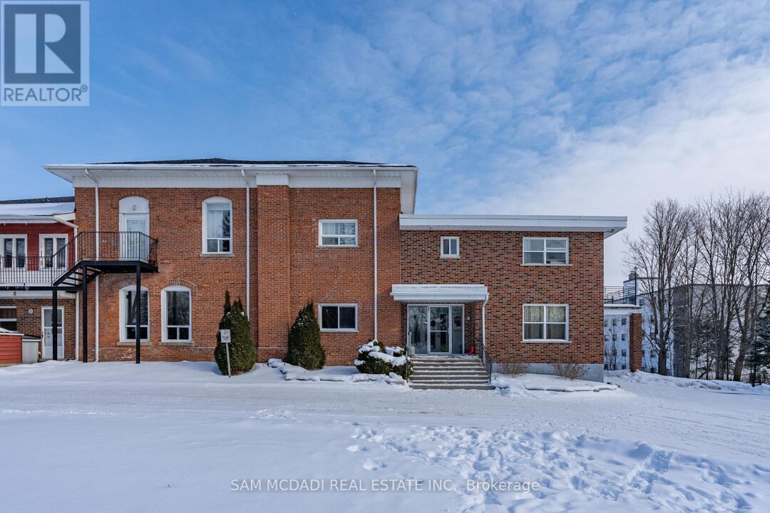 15-115 Faulkner St in Orangeville, ON - Building Photo