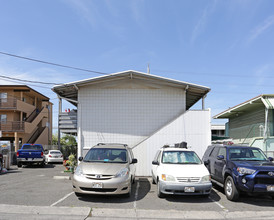 98-087 Kanuku Pl in Aiea, HI - Building Photo - Building Photo