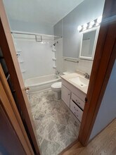 604 9th St S in Fargo, ND - Foto de edificio - Building Photo