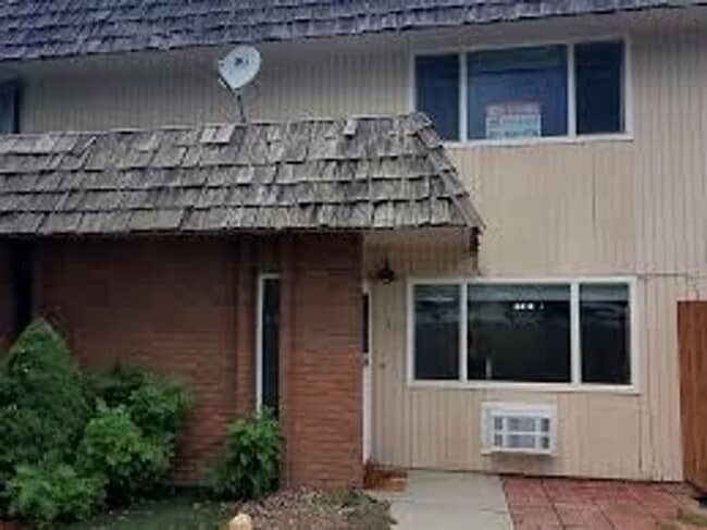 property at 4517 1175 W
