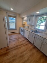 17 Kingsley Ave, Unit 1 in Rutland, VT - Building Photo - Building Photo