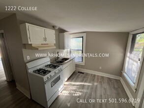 1222 College St in Little Rock, AR - Building Photo - Building Photo