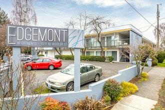 Edgemont Apartments in Portland, OR - Building Photo - Building Photo