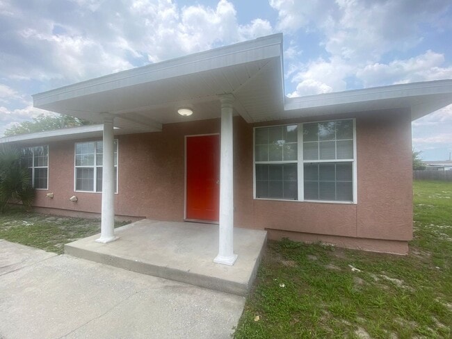 property at 707-713 N 9th St