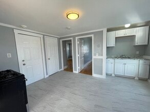 12 Birch St in Fitchburg, MA - Building Photo - Building Photo