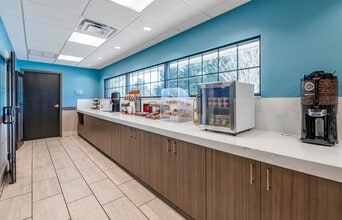 Furnished Studio-Lakeland - I-4 in Lakeland, FL - Building Photo - Building Photo