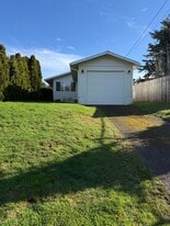 763 S Wasson St in Coos Bay, OR - Building Photo