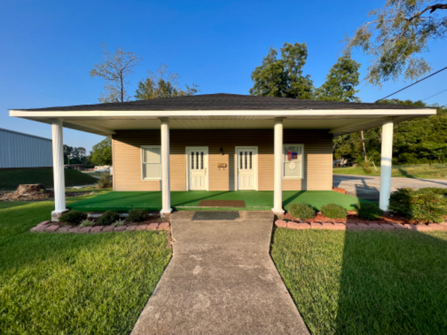 1811 Broad Ave in Lanett, AL - Building Photo - Building Photo