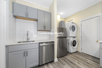 46 Brackett St in Boston, MA - Building Photo - Building Photo