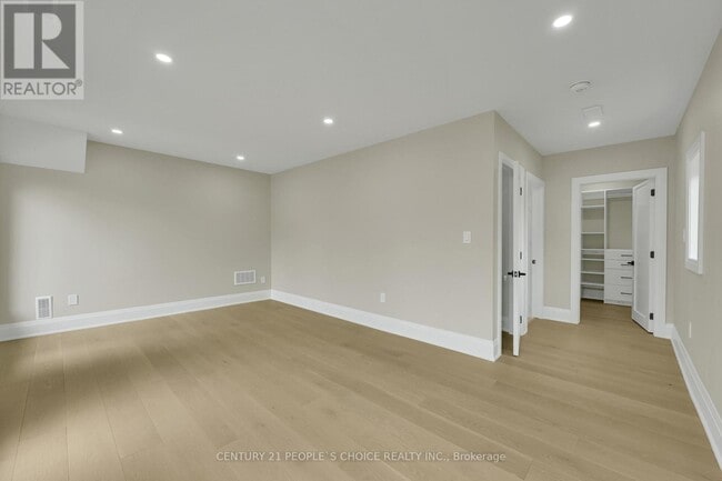 2091 Bridge Rd in Oakville, ON - Building Photo - Building Photo