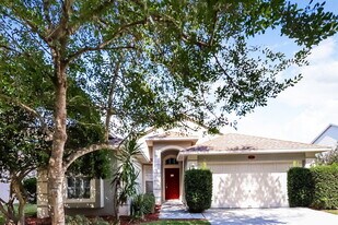 506 Valencia Park Dr in Seffner, FL - Building Photo
