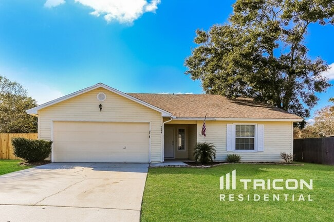property at 7544 Teaticket Ct