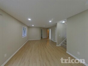 4448 Hamilton Dr in Eagan, MN - Building Photo - Building Photo