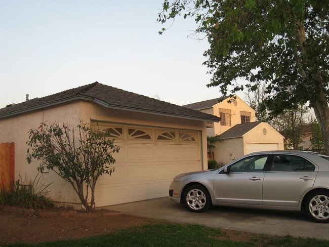 2647 Liberty Ct in San Bernardino, CA - Foto de edificio - Building Photo
