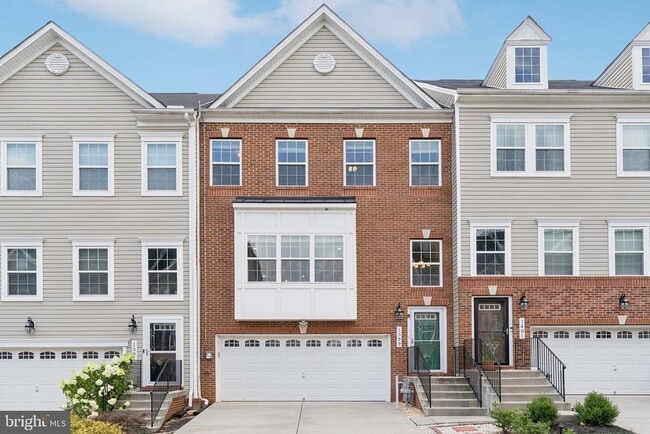 property at 1399 Hawthorn Dr