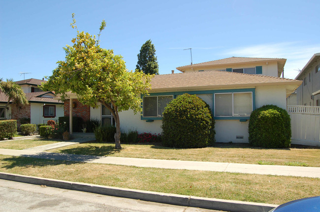 362 Greendale Way in San Jose, CA - Building Photo - Building Photo