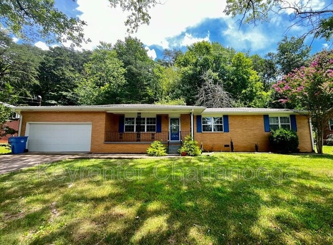 property at 5608 Elm St