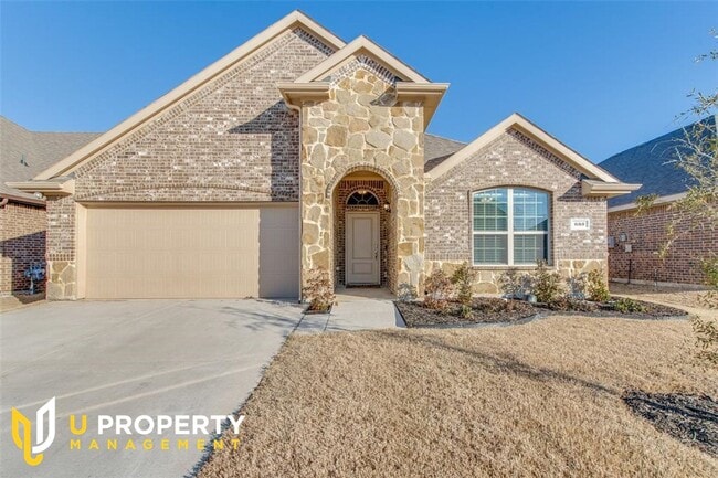 property at 633 Jamestown Ln