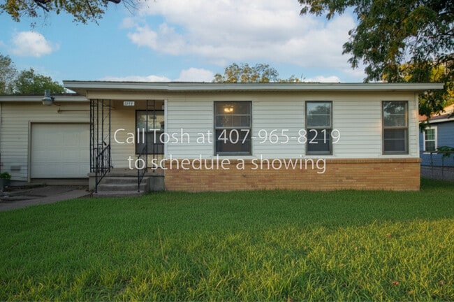 property at 1727 W Johnson St
