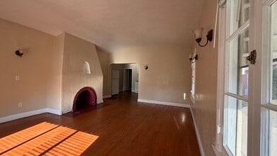 1034 S 4th St in Alhambra, CA - Building Photo - Building Photo