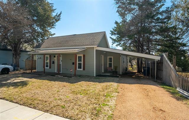 property at 415 W Jefferson St