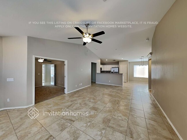 2260 W Hayden Peak Dr in San Tan Valley, AZ - Building Photo - Building Photo