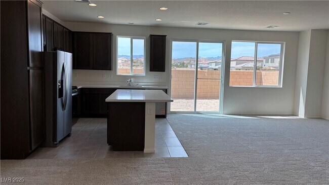 8417 Nevada Creek St in Las Vegas, NV - Building Photo - Building Photo